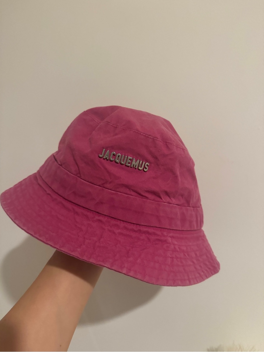 Jacquemus Fuchsia Logo Bucket Hat